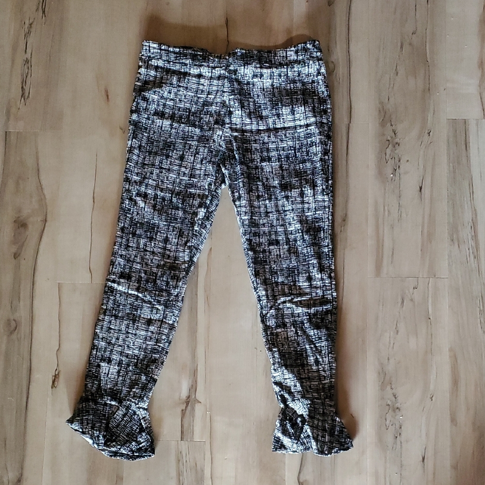 Hot Kiss Monochrome High-Rise Pants